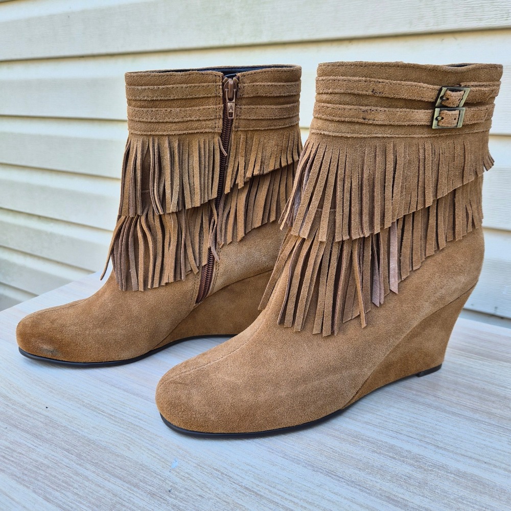 Aerosoles Plumming Bird Tan Suede Fringe Wedge Ankle Boots 11M Western Boho